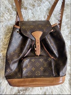 (Category: ) located in . Submitted by Micks81StorePH (Listing ID 1449887612, Image 1). Description: .