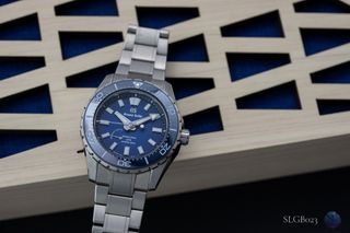 （分類：）位於 。 由 klwatch1997 提交（商品編號 1449789720，圖片 1）。簡介： 。