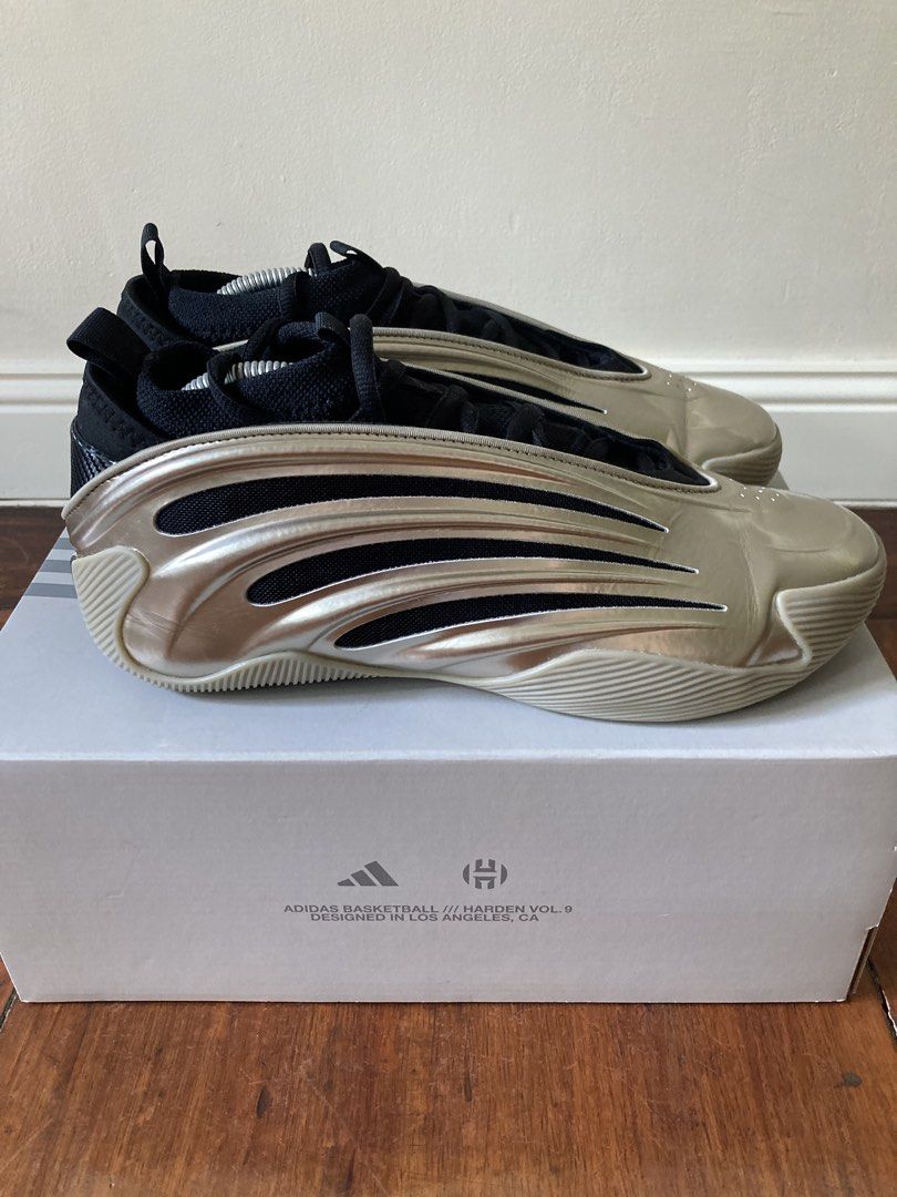 Adidas Harden Vol. 9 (Category: Sneakers) located in Makati City. Submitted by karamazob006 (Listing ID 1449784502, Image 3). Description: For sale Adidas Harden Vol. 9 Basketball Shoes “Cyber Metallic” Sz9 used once 5k.