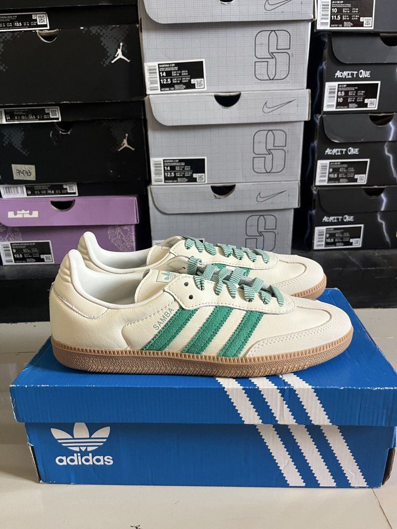 Adidas Samba OG (Category: Sneakers) located in Makati City. Submitted by threadsfordays (Listing ID 1449803486, Image 2). Description: Authentic Bnew Sz 9 womens 7.5 mens ₱2700 Mandaluyong area .