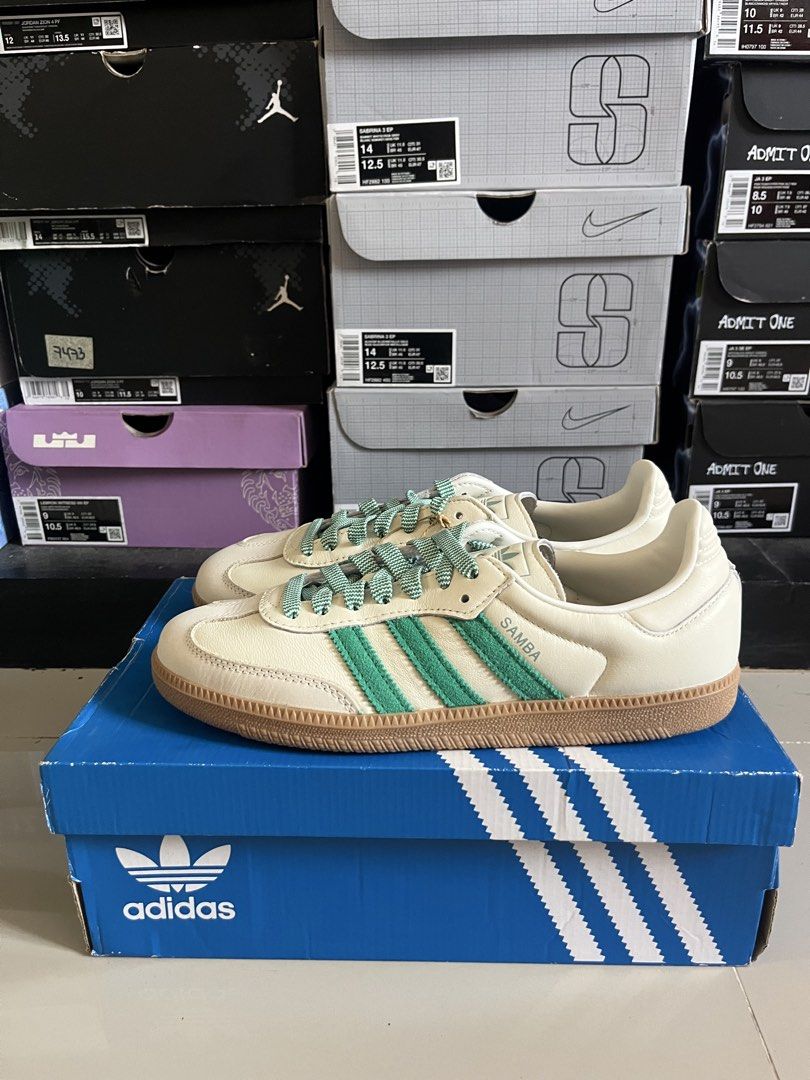 Adidas Samba OG (Category: Sneakers) located in Makati City. Submitted by threadsfordays (Listing ID 1449803486, Image 1). Description: Authentic Bnew Sz 9 womens 7.5 mens ₱2700 Mandaluyong area .