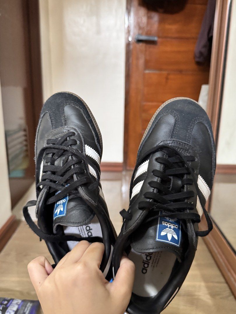 Adidas Samba OG J (Category: Sneakers) located in Los Banos. Submitted by myexcesstuff (Listing ID 1449825597, Image 1). Description: 📌 Last price posted 💗 ✅ Used but not abused (only a handful of times ko lang siya nagamit) ✅ Comes with the original box ✅ original price was ₱4,300 ✅ Size 3 UK (US 4) REMINDER: SF to be shouldered by buyer.