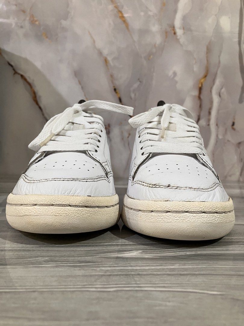ADIDAS WHITE SNEAKERS SIZE 4.5 MEN (Category: Sneakers) located in General Mariano Alvarez. Submitted by adonid (Listing ID 1449766492, Image 3). Description: ADIDAS WHITE SNEAKERS ORIGINAL ADIDAS WHITE SNEAKERS GOOD CONDITION NORMAL SIGN OF USAGE ONLY SIZE 4.5 MEN.