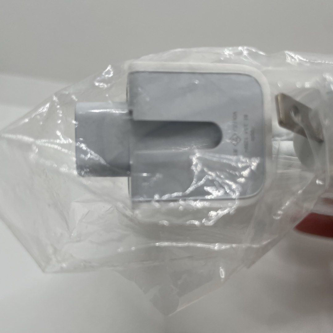 Apple B1 2.5A 125V~ Power Adapter Cable (Category: Chargers & Cables) located in Mandaluyong City. Submitted by akihabara48 (Listing ID 1449941899, Image 2). Description: - Apple Power Adapter Cable (B1 Model) - Color: White - Specifications: 2.5A, 125V~ (Compatible with 220V) - Origin: Japan - Comes in original packaging - Ideal replacement for lost or damaged cables .
