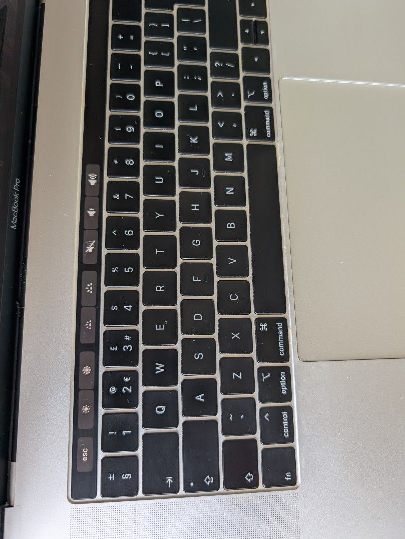 Apple MacBook Pro 15-inch509852938593249283