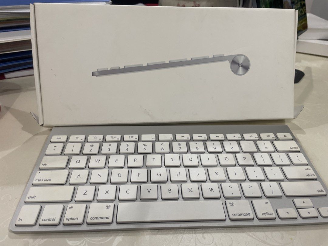 Apple Wireless Keyboard A1314510338278129684481