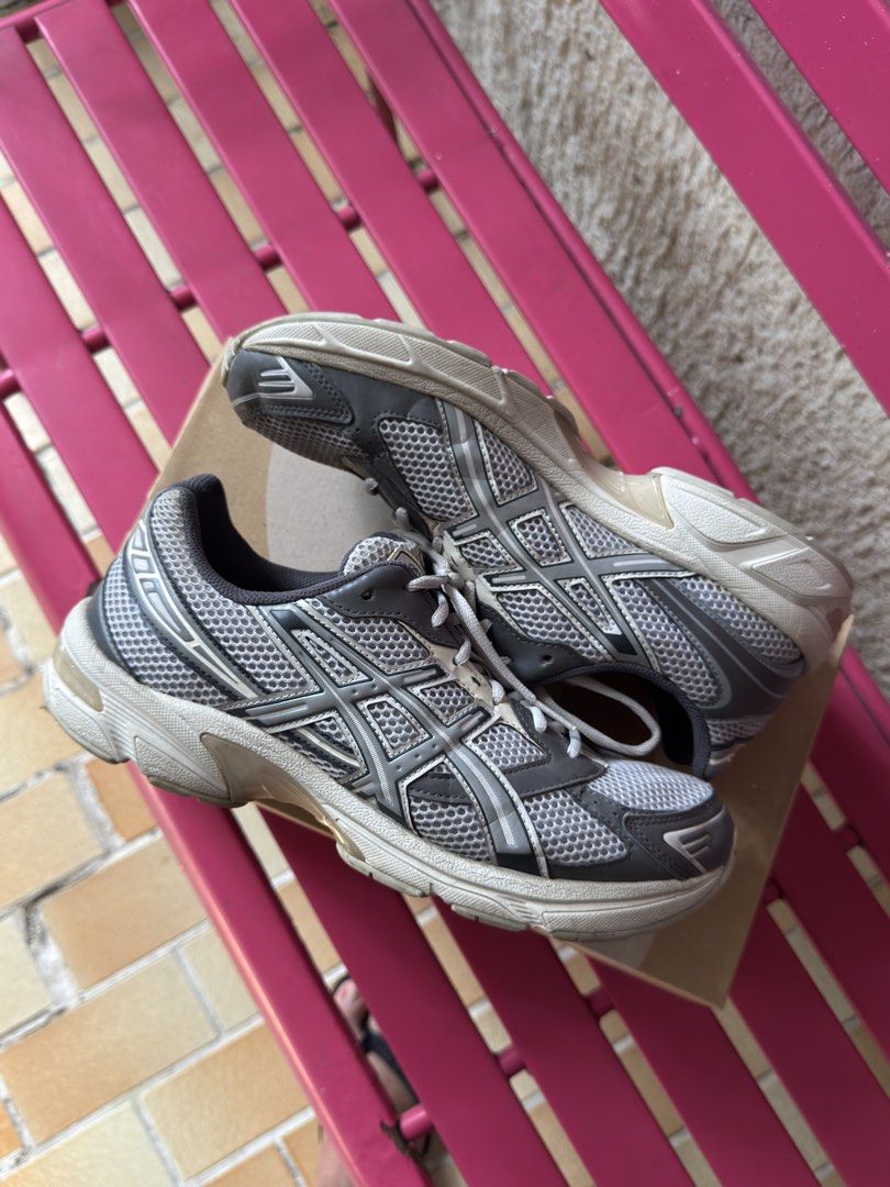 Asics GEL-1130 'Oyster Grey' (Category: Sneakers) located in Las Pinas. Submitted by bigboyshopper (Listing ID 1449813589, Image 1). Description: Asics GEL-1130 'Oyster Grey' - size 11.5 US - used for mostly gym, very good condition - hard to find colorway 2,200 + SF RFS: not being used Loc: Las Piñas.