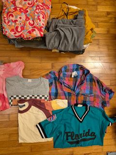 (Category: ) located in . Submitted by thriftionary (Listing ID 1449910061, Image 1). Description: .