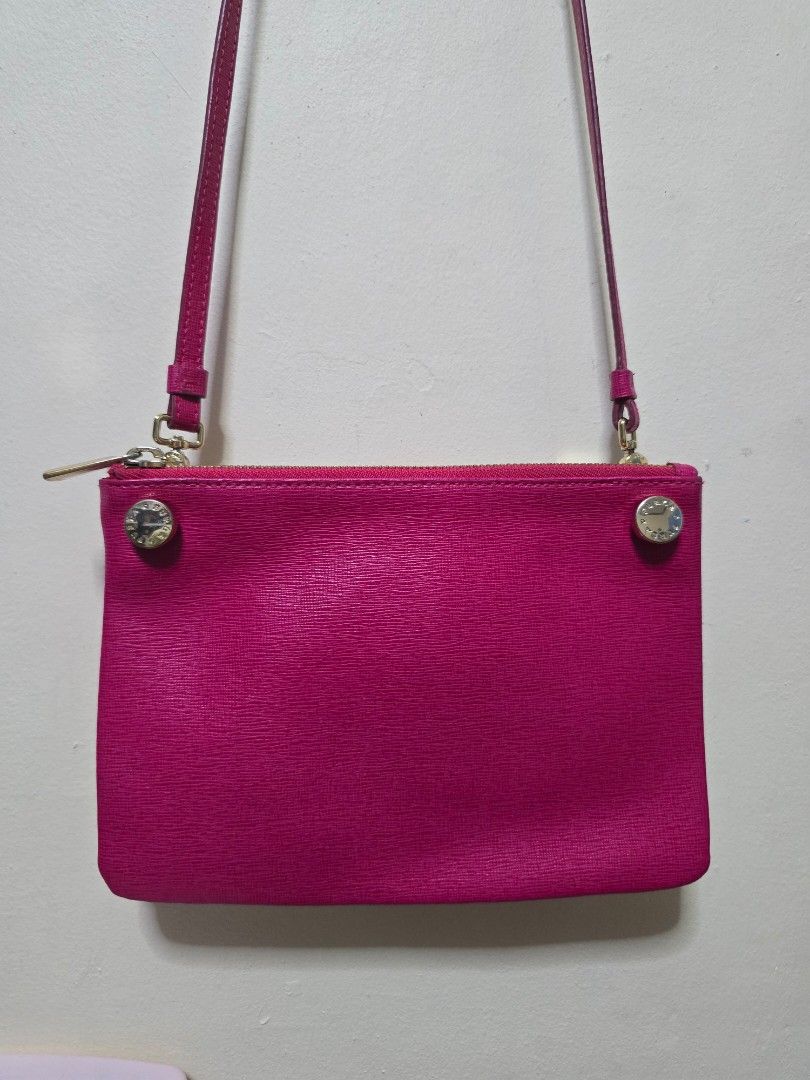Authentic Furla Crossbody Bag (Category: Luxury Bags & Wallets) located in Quezon City. Submitted by littlethings08 (Listing ID 1449946768, Image 1). Description: .