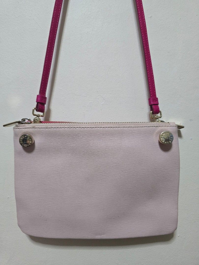 Authentic Furla Crossbody Bag (Category: Luxury Bags & Wallets) located in Quezon City. Submitted by littlethings08 (Listing ID 1449946768, Image 2). Description: .