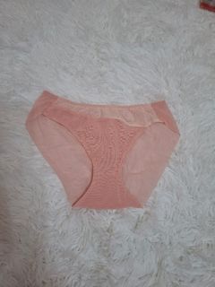 (Category: ) located in . Submitted by dani27122023 (Listing ID 1449816857, Image 1). Description: .