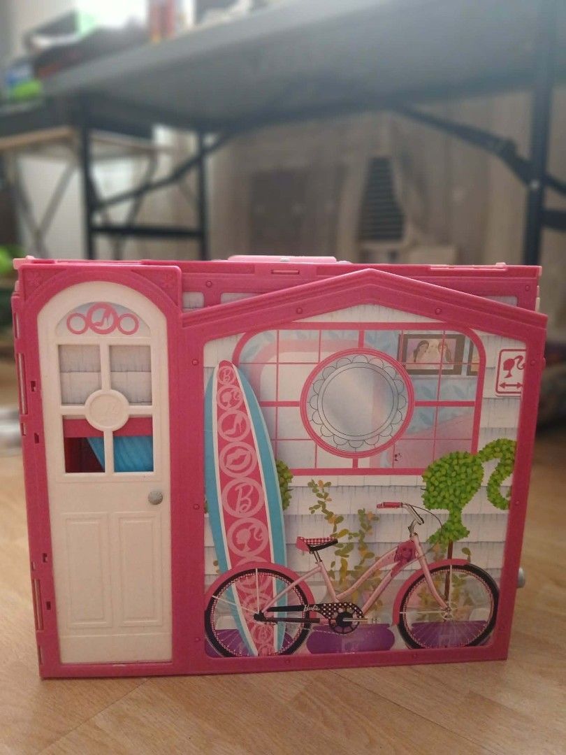 Barbie Glam Vacation house (Category: Kids Toys) located in Las Pinas. Submitted by newmoon-2990 (Listing ID 1449846108, Image 3). Description: - Barbie Glam Vacation house with box - Includes most furniture and accessories (missing 1 accessory) - includes Barbie car - Perfect for imaginative play.