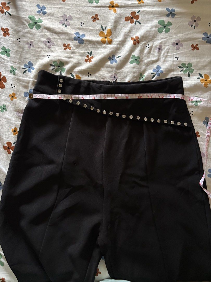 Black Flared Pants with Rhinestone Waistband (Category: Other Bottoms) located in Manila. Submitted by made_byxx (Listing ID 1449836723, Image 3). Description: High waist Fits small - medium frame 28inches Length - 40inches.