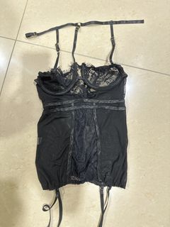 (Category: ) located in . Submitted by h_wardrobe_ (Listing ID 1449869184, Image 1). Description: .
