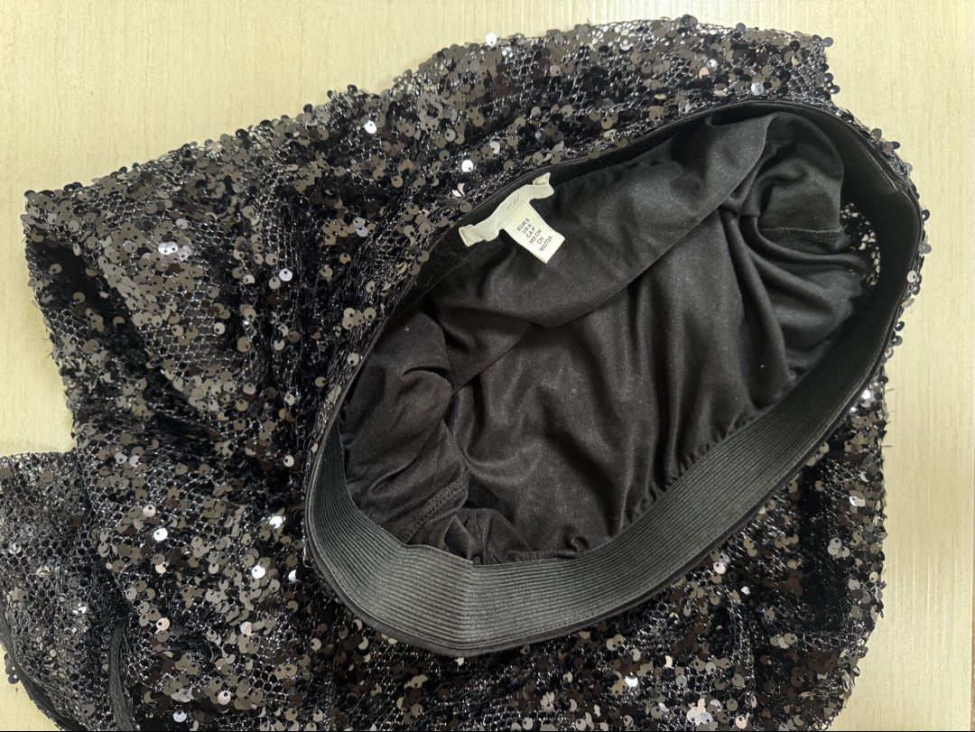 Black Sequin Maxi Skirt with Mesh Overlay (Category: Skirts) located in San Fernando. Submitted by khdzn (Listing ID 1449889185, Image 3). Description: • super chic yet classy sparkly maxi skirt. • has underskirt beneath the top portion but goes sheer at the bottom. • can go up to medium because it has elastic waistband. • sequins aren’t itchy at all ! this was only worn once..