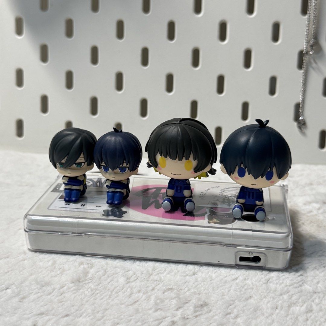 blue lock chokonokko & waiting figure (Category: Designer & Blind Box Toys) located in San Carlos City. Submitted by chanminscart (Listing ID 1449942740, Image 1). Description: chokonokko is 250 each waiting figs 200 each.