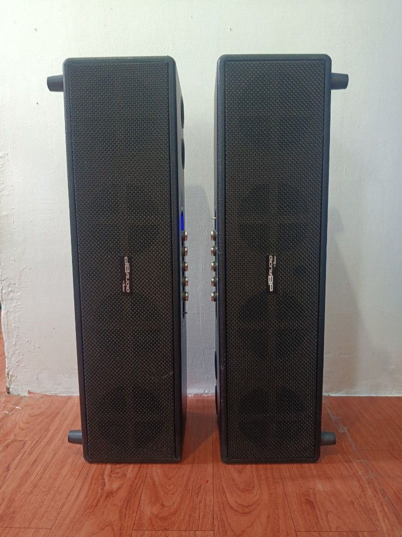 Bluetooth karaoke soundbar (Category: Soundbars, Speakers & Amplifiers) located in Taguig. Submitted by joshuareyc54986 (Listing ID 1449949101, Image 1). Description: for sale only bluetooth karaoke soundbar fix price no issue pickup only 2500 per piece east rembo taguig location.