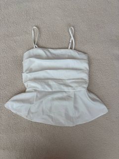(Category: ) located in . Submitted by xuanncloset (Listing ID 1449912016, Image 1). Description: .