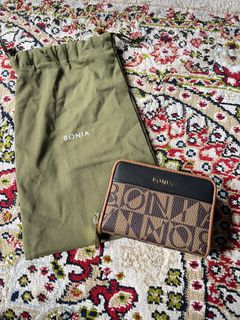 (Category: ) located in . Submitted by missss.preloved (Listing ID 1449779408, Image 1). Description: .