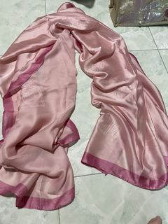 (Category: ) located in . Submitted by lovescarf8 (Listing ID 1449773871, Image 1). Description: .