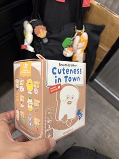 （分類：）位於 。 由 Jennifaster94 提交（商品編號 1449787088，圖片 1）。簡介： 。