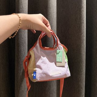 (Kategori: ) berada di . Dikirim oleh curatedbynia (ID iklan 1449749170, Gambar 1). Deskripsi: .