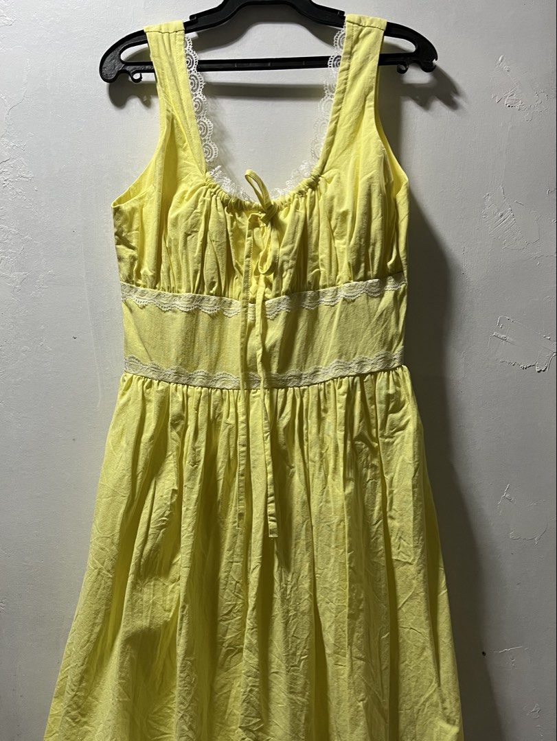 Butter Yellow Lace Dress (Category: Dresses) located in Manila. Submitted by pawkornelyo (Listing ID 1449861087, Image 2). Description: Brand new - never been used One size.