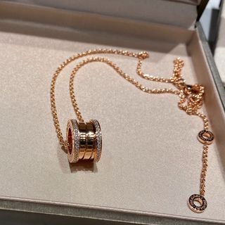 (Category: ) located in . Submitted by elara_fashion_hub (Listing ID 1449807012, Image 1). Description: .