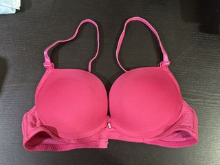 (Category: ) located in . Submitted by h_wardrobe_ (Listing ID 1449867214, Image 1). Description: .