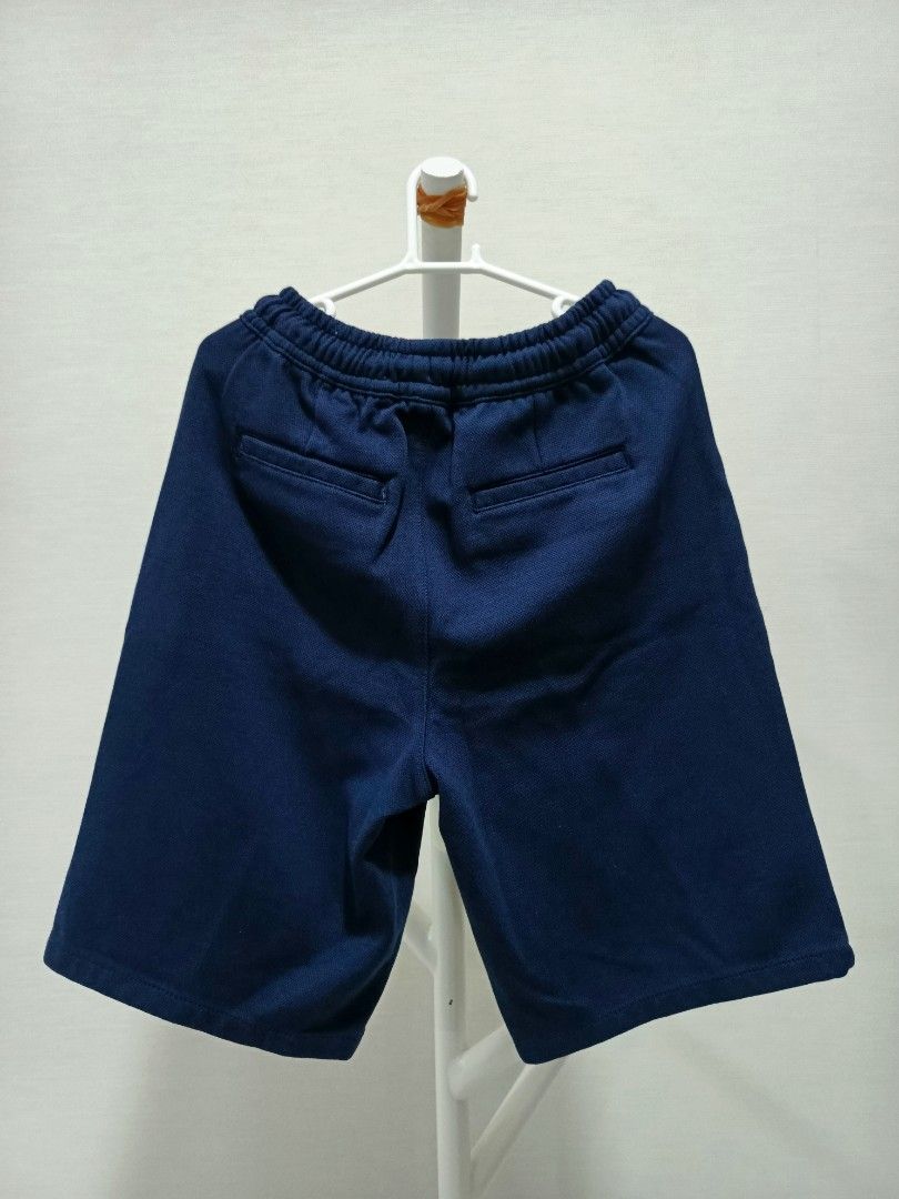 ✅Celana anak cowo Zara 8th ALS-RF-2089 (Kategori: 8 hingga 12 tahun) berada di Jakarta Selatan. Dikirim oleh pearlbranded2021-12145 (ID iklan 1449858992, Gambar 2). Deskripsi: Celana anak cowo Zara 8th ALS-RF-2089 ok sesuai gambar 128cm ld 50cm panjang 41cm preloved ya happy shoping.