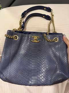 (Category: ) located in . Submitted by sgluxuree (Listing ID 1449897203, Image 1). Description: .