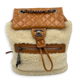 (Category: ) located in . Submitted by carousellluxury (Listing ID 1449809484, Image 1). Description: .