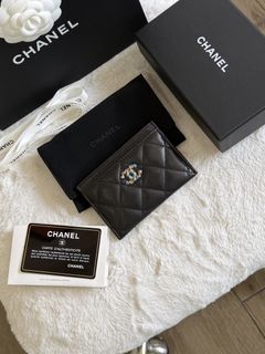 (Category: ) located in . Submitted by closet24 (Listing ID 1449789895, Image 1). Description: .
