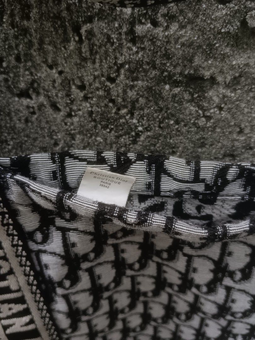 Christian Dior Oblique Jacquard Bag Strap (Category: Luxury Bags & Wallets) located in Tarlac. Submitted by khrizson16 (Listing ID 1449863203, Image 3). Description: - Authentic Christian Dior strap - Iconic Oblique jacquard pattern - Adjustable with 'Christian Dior' branding - Features frayed ends for a unique look - Ideal for personalizing your favorite bag - Boutique details visible on label - QR code included for authenticity verification.