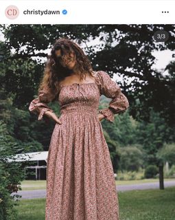 (Category: ) located in . Submitted by closet_market (Listing ID 1449904340, Image 1). Description: .