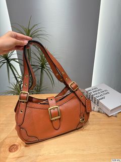 (Category: ) located in . Submitted by angkukuehshopleh (Listing ID 1449805299, Image 1). Description: .