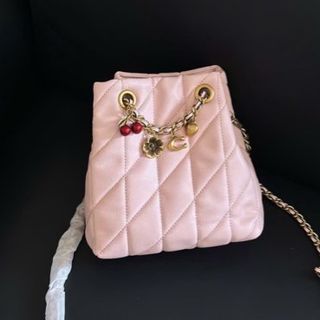 (Category: ) located in . Submitted by pshoppers. (Listing ID 1449778750, Image 1). Description: .