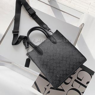 (Category: ) located in . Submitted by fashion.luxe (Listing ID 1449817403, Image 1). Description: .
