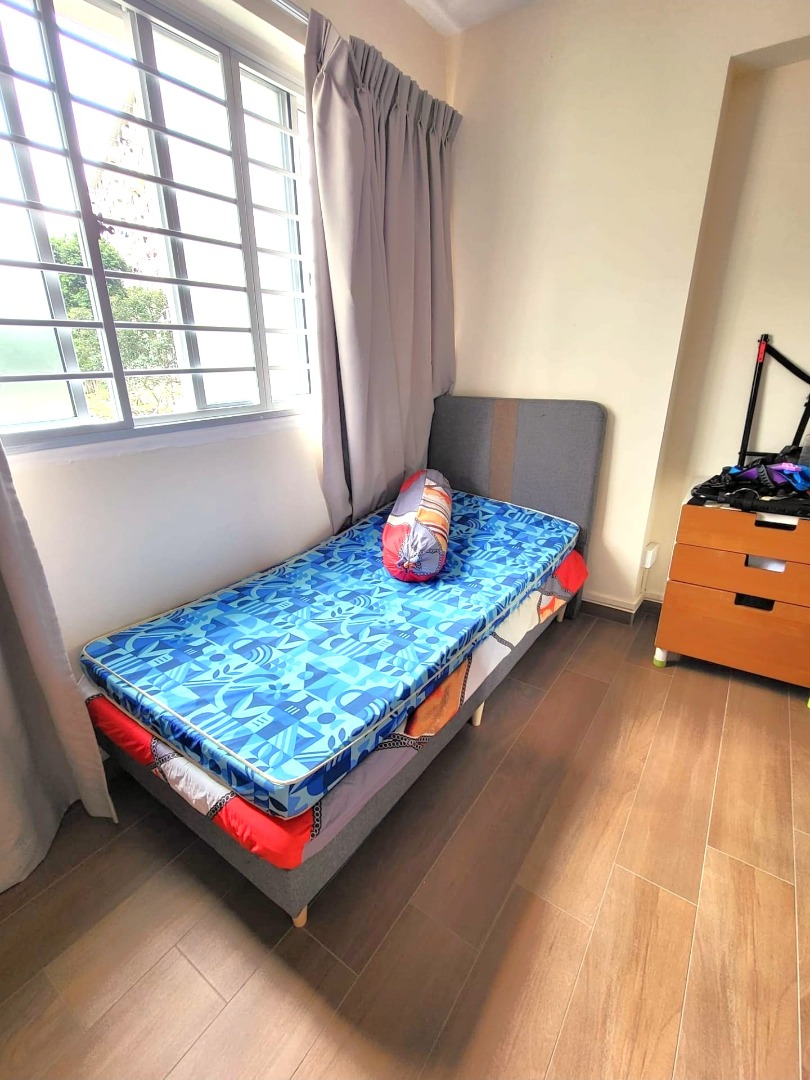 (Category: ) located in . Submitted by your_rental_specialist (Listing ID 1449814641, Image 1). Description: .