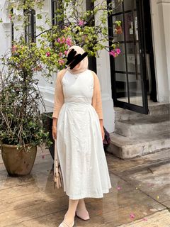 (Category: ) located in . Submitted by Liyana (Listing ID 1449905541, Image 1). Description: .