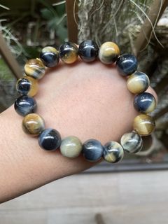 (Category: ) located in . Submitted by crystal_gem_world (Listing ID 1449762223, Image 1). Description: .