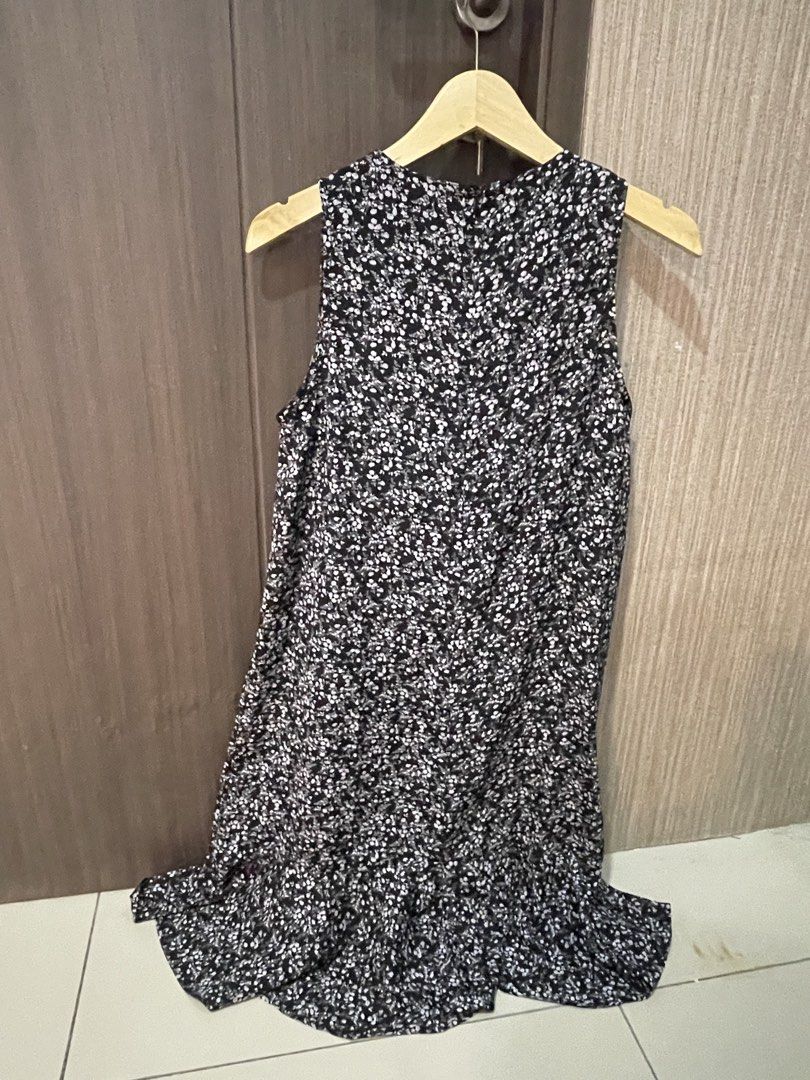 Dress this is april (Kategori: Gaun & Rok) berada di Jakarta Pusat. Dikirim oleh mamistore20 (ID iklan 1449880151, Gambar 3). Deskripsi: All size.
