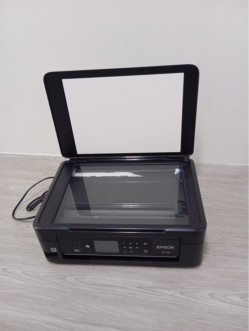 Epson Scanner cum Printer510062479897405441