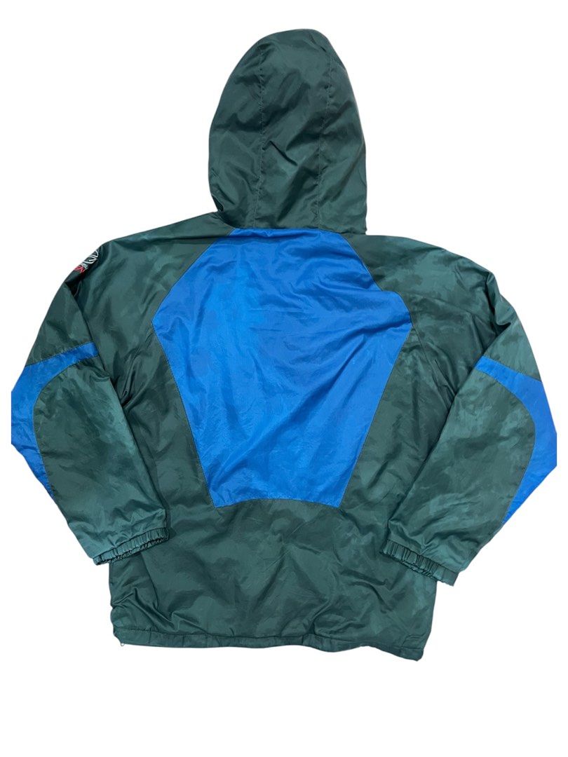 EVISU FLEECE JACKET (Category: Activewear) located in Jitra. Submitted by ejan888 (Listing ID 1449856484, Image 2). Description: condition all ngam ader satu stain jee fleece ketebalan sederhana jeeee pit 22 labuh 28.