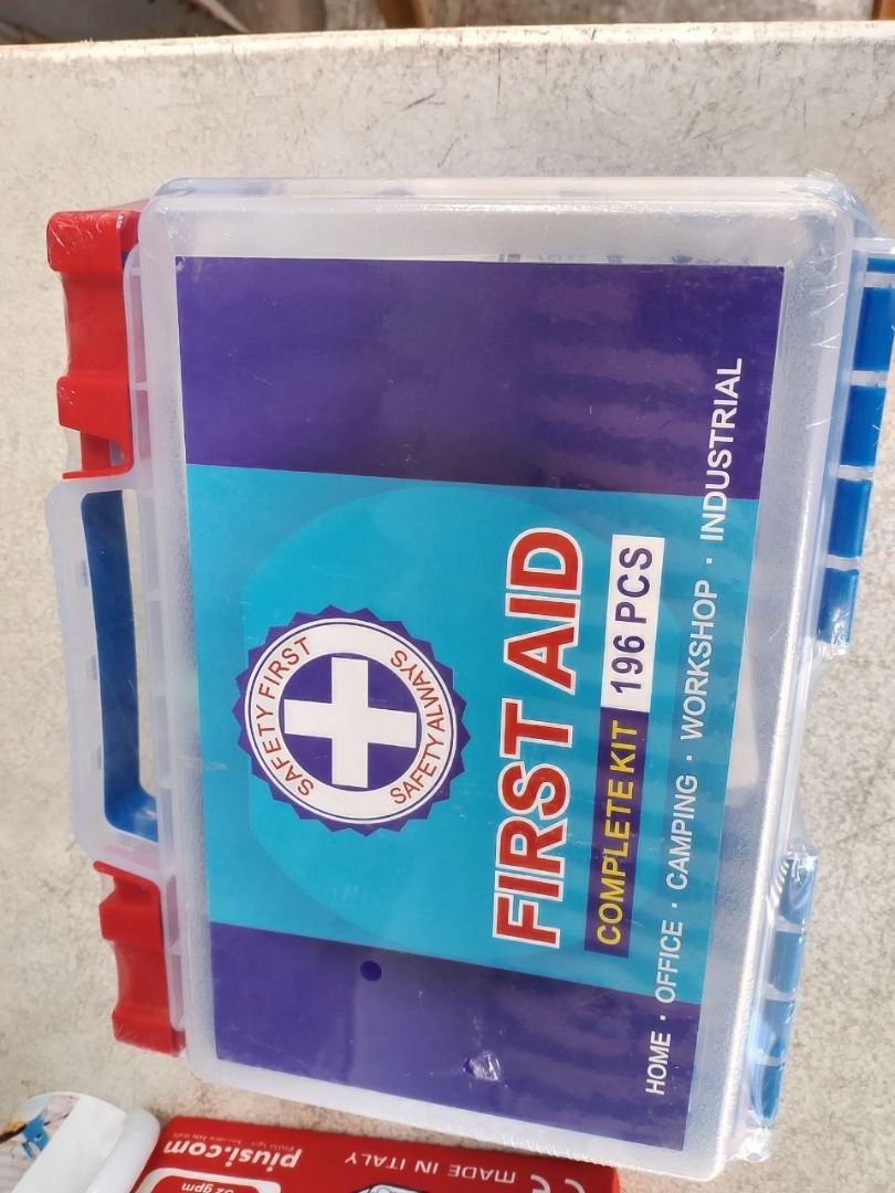 First Aid Kit Specs: Complete Kit (Category: Everything Else Others) located in Caloocan City. Submitted by calm_09938506461_lito (Listing ID 1449760047, Image 1). Description: Specs: Complete Kit.