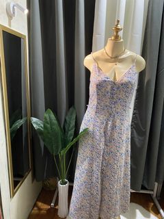 (Category: ) located in . Submitted by KL_Outfits (Listing ID 1449898462, Image 1). Description: .