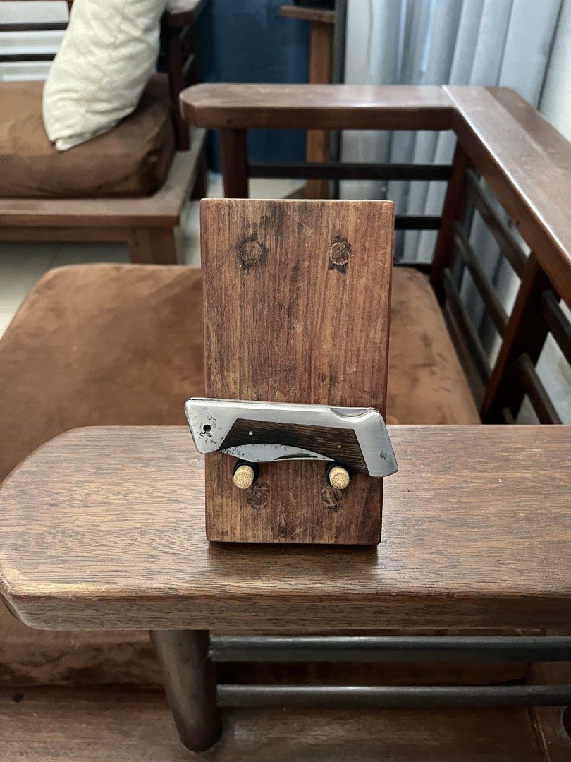 Folding knife (Category: Hiking & Camping) located in Antipolo. Submitted by jccruise (Listing ID 1449829804, Image 3). Description: Japan / stainless steel.