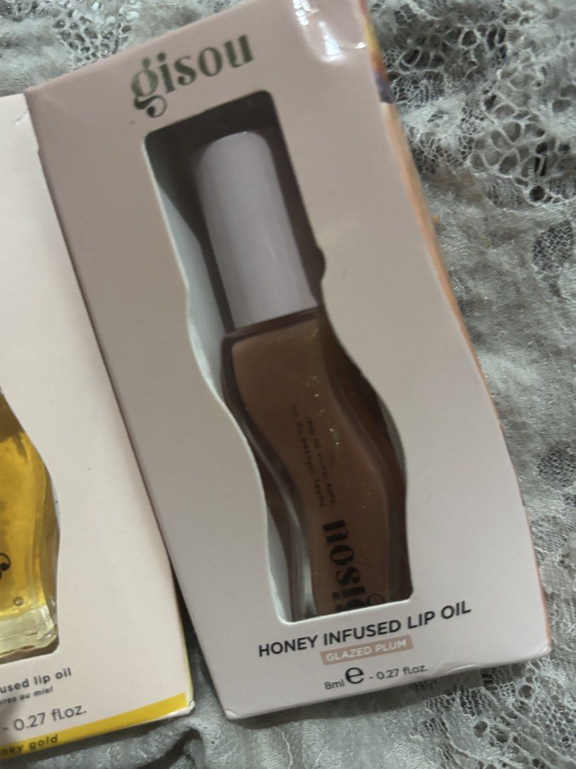 gisou lip oil (Category: Makeup) located in Quezon City. Submitted by myshop.galore (Listing ID 1449857707, Image 3). Description: .