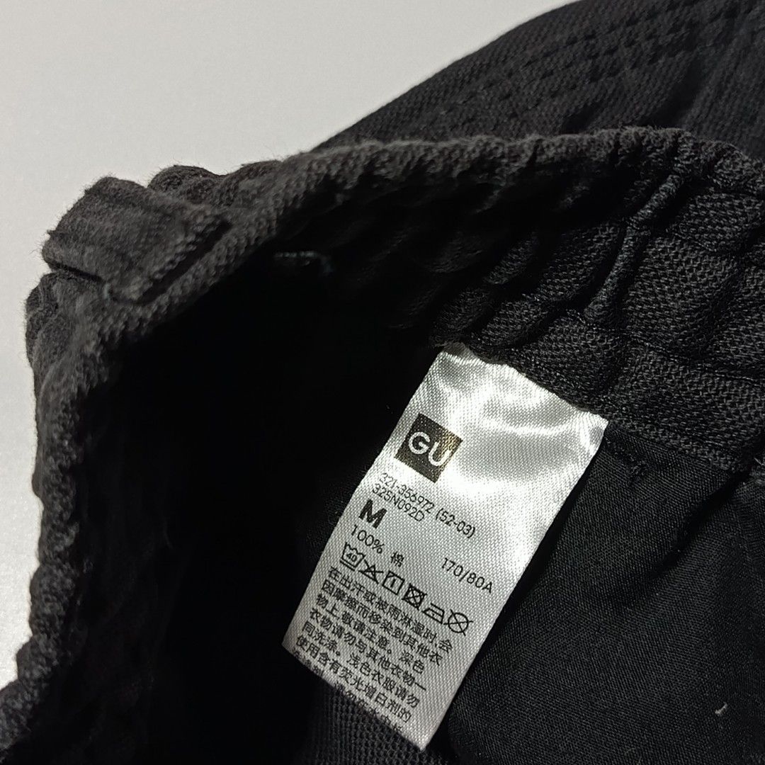 GU Carpenter Shorts (Category: Shorts) located in Manila. Submitted by deftzy (Listing ID 1449749563, Image 3). Description: GU Carpenter Shorts Waist: 30"-34" Length: 20.5" Leg opening: 12.5".