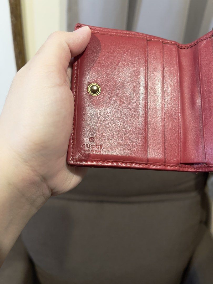 Gucci Marmont Small Wallet Red (Category: Luxury Bags & Wallets) located in Manila. Submitted by jnjsluxury (Listing ID 1449809058, Image 3). Description: - Authentic Gucci Wallet - Color: Red - Iconic GG Logo - Chevron Quilting - Snap Closure - Interior Card Slots - Gold-tone Hardware - Made in Italy - Ideal for Everyday Use Heavily used With scuffings on corners Logo tarnishing Price is slightly negotiable.